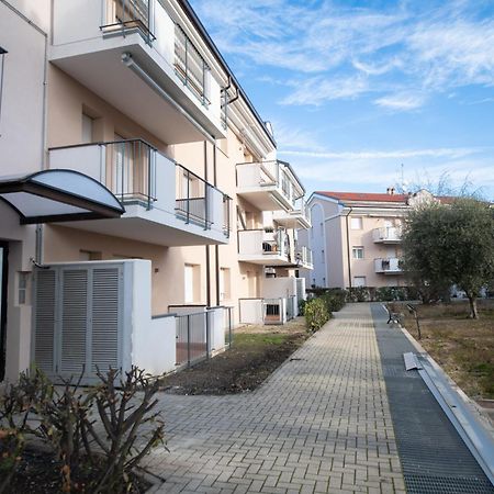 Appartamento Francesca Sirmione Luaran gambar