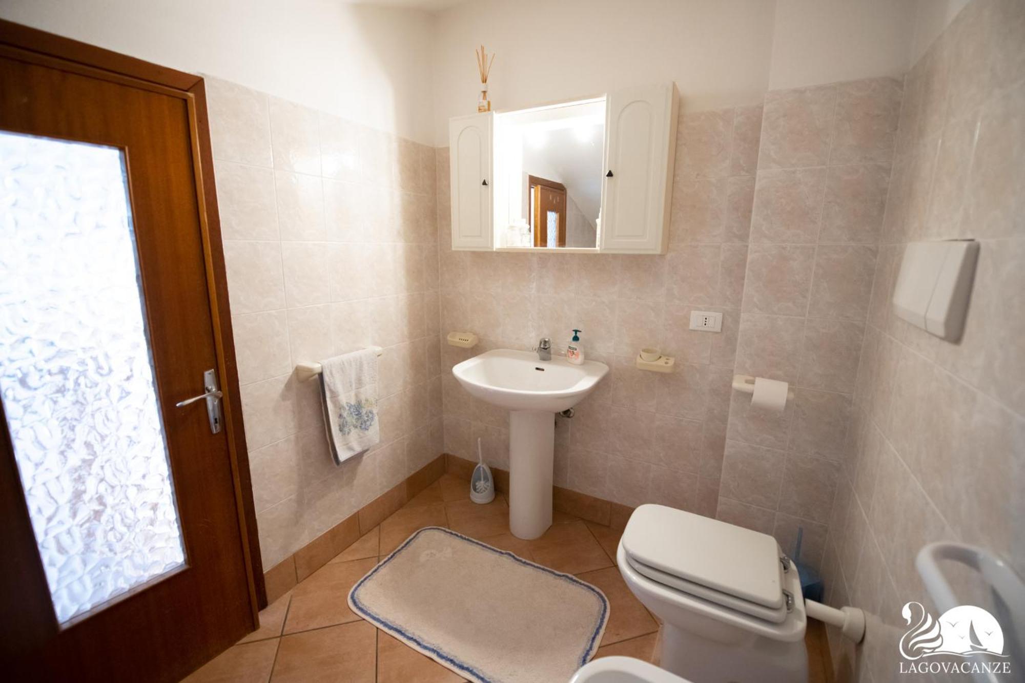 Appartamento Francesca Sirmione Luaran gambar