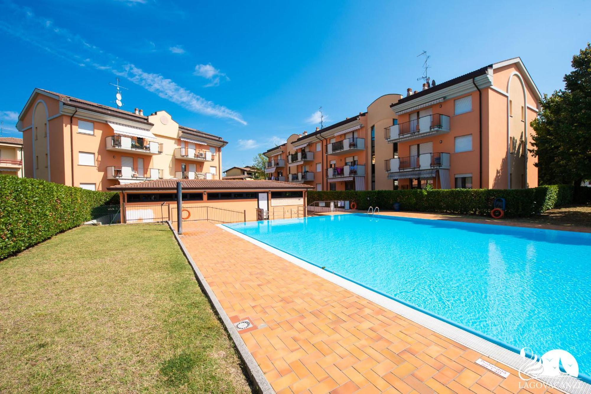 Appartamento Francesca Sirmione Luaran gambar